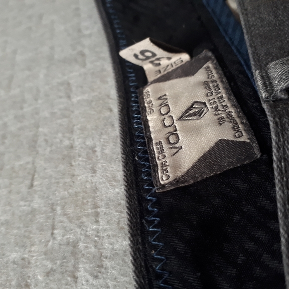 Short - Picture 2 of 3